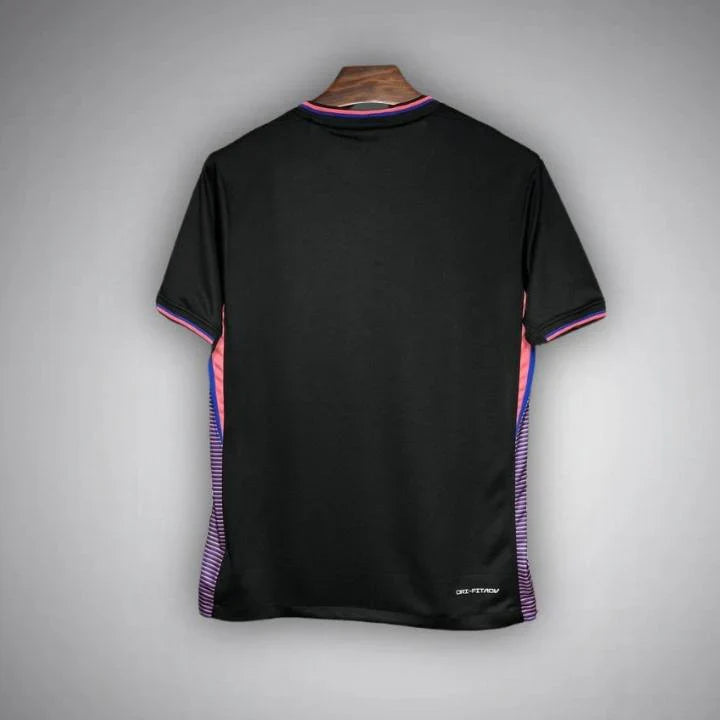 FC Barcelona
"Regalia" Premium
Kit